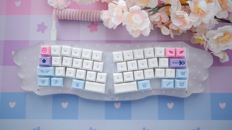 Pastel Picnic 'Bi Pride' Deskmats | Deskmats by Mintlodica | DM-PP-MINI-BIPRIDE Group Buy
