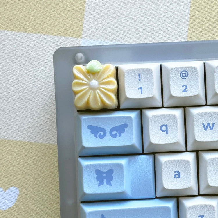 Pastel Dreams Floral Artisans | Floral Artisan Keycaps by Mintlodica | CS-PD-YELLOW